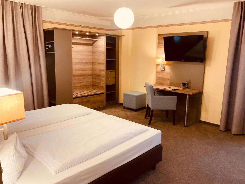 Hotel Rosenheimer Hof Traunstein Esterno foto