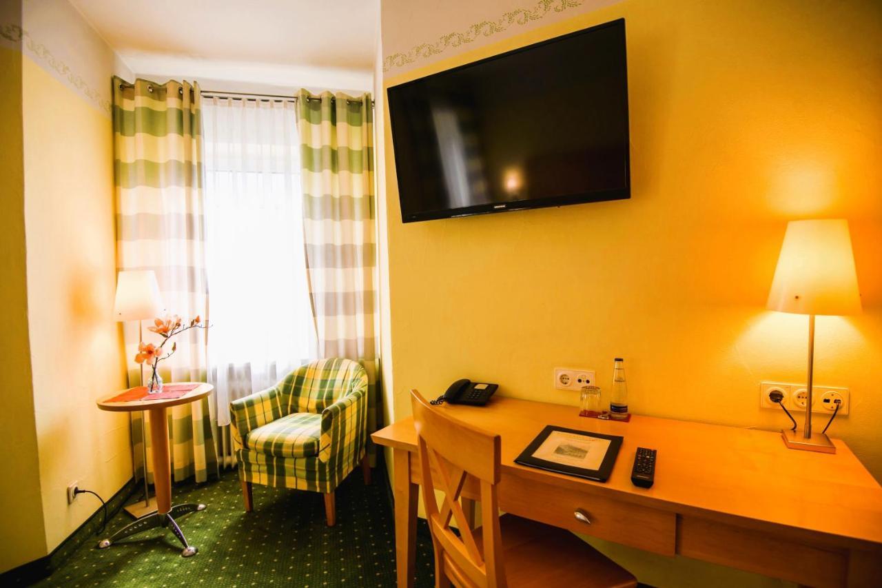 Hotel Rosenheimer Hof Traunstein Esterno foto