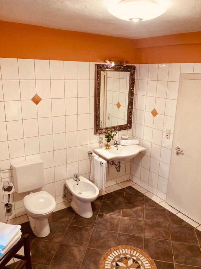 Hotel Rosenheimer Hof Traunstein Esterno foto