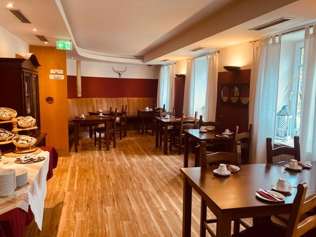 Hotel Rosenheimer Hof Traunstein Esterno foto